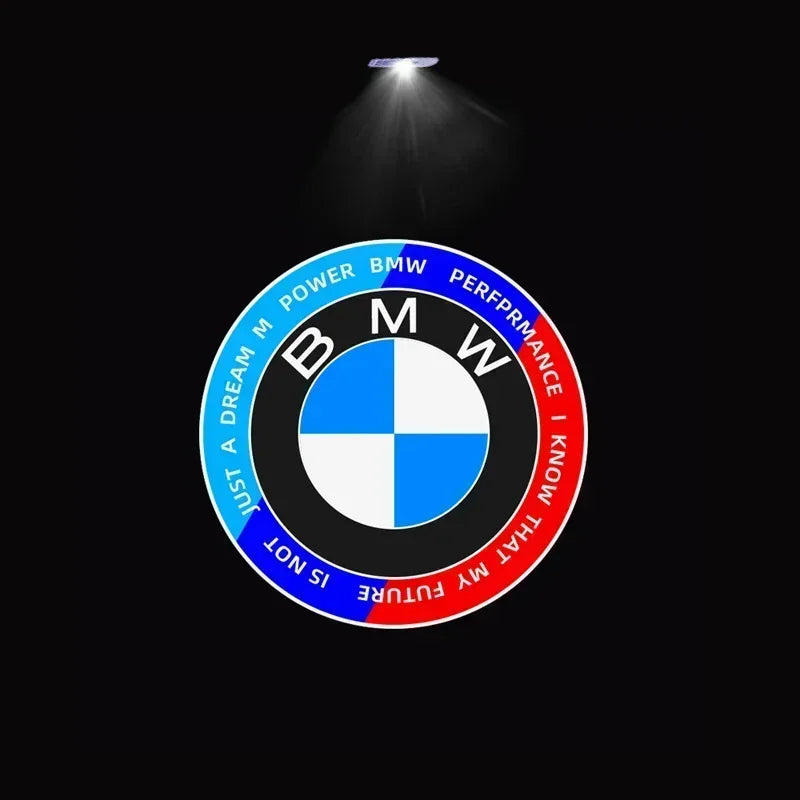 Projetor LED de Porta BMW Welcome Light – Luz de Cortesia com Logo para Série 3, 5, 7 e X1 (Kit 2 ou 4 Peças)