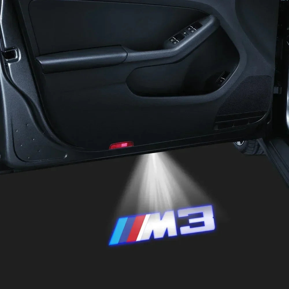 Projetor LED de Porta BMW Welcome Light – Luz de Cortesia com Logo para Série 3, 5, 7 e X1 (Kit 2 ou 4 Peças)