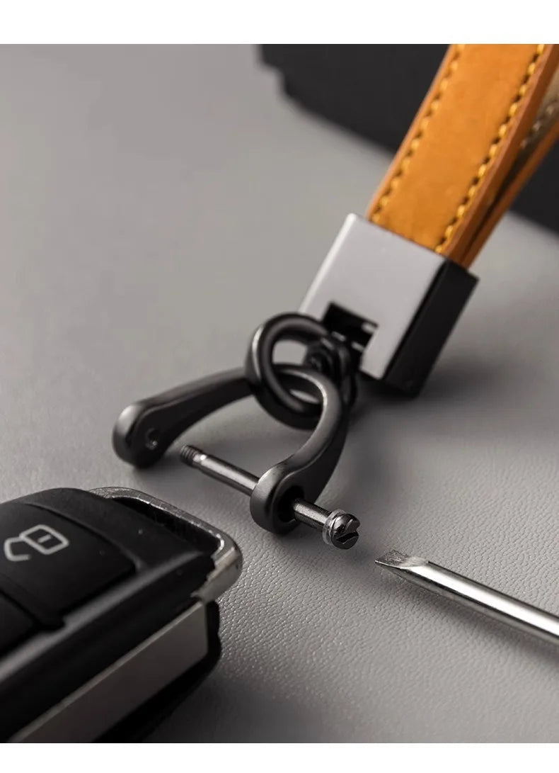 Chaveiro de Couro Legítimo para Carro em Couro Bovino – Acessório Premium Masculino e Feminino com Argola Metálica
